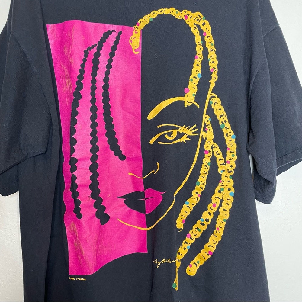 Ty Wilson Art 2 Wear Beautiful Woman Shirt - Picture 4 of 12